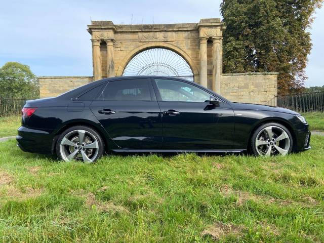 Audi A4 2.0 35 TDI Black Edition 4dr S Tronic Saloon Diesel Black